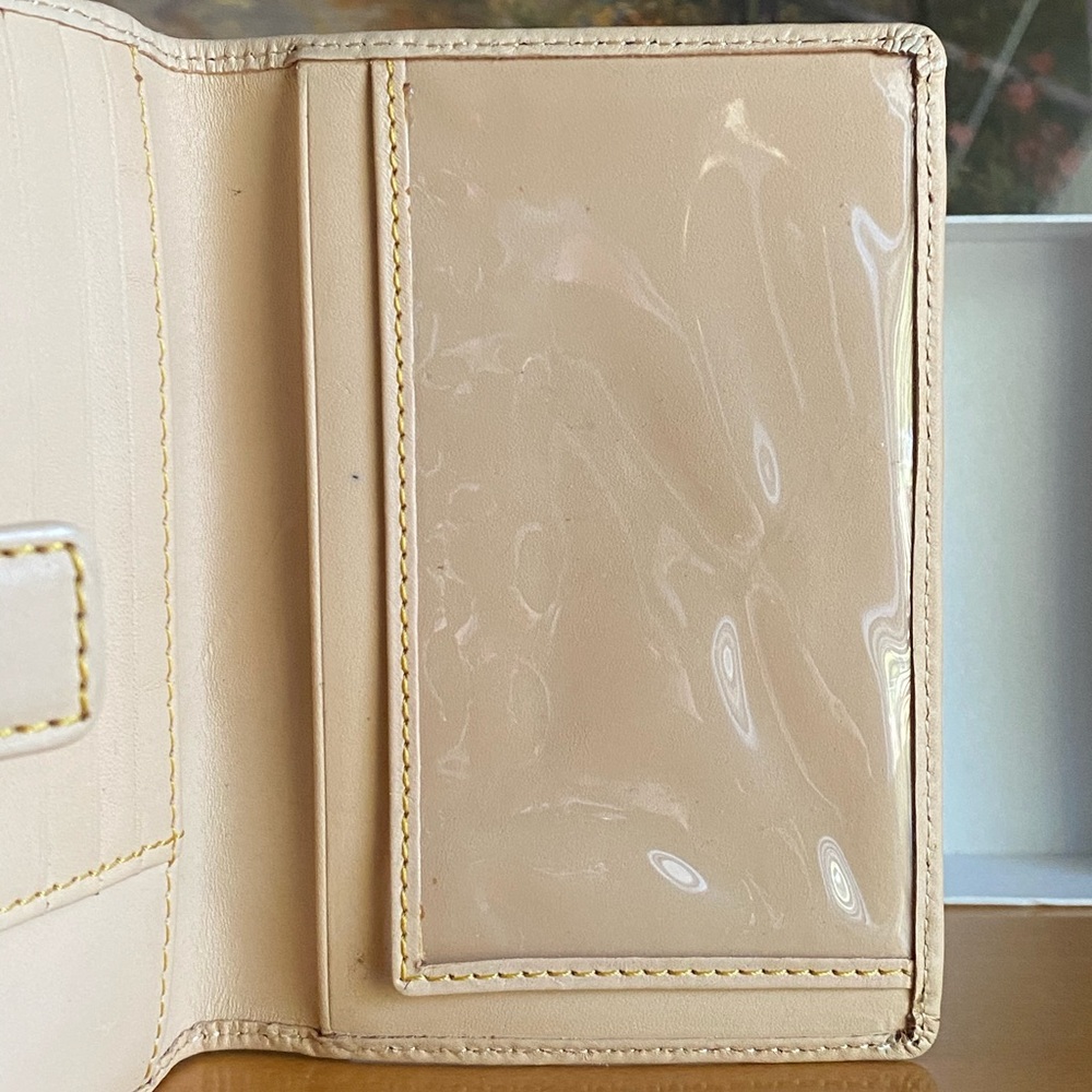 Dooney & Bourke Rare Rainbow Monogram Y2K It Girl Wallet - Picture 8 of 13